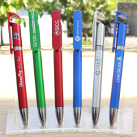 Bút bi nhựa kiêm giá đỡ điện thoại