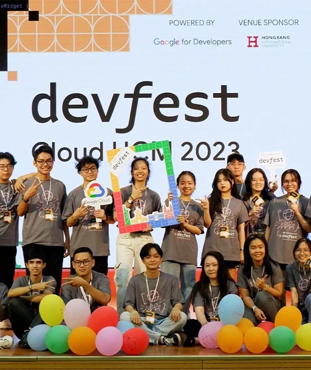 dolphin hoat dong noi bo 01